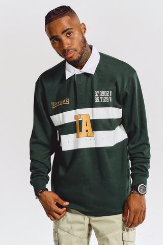 Oversized Golfer