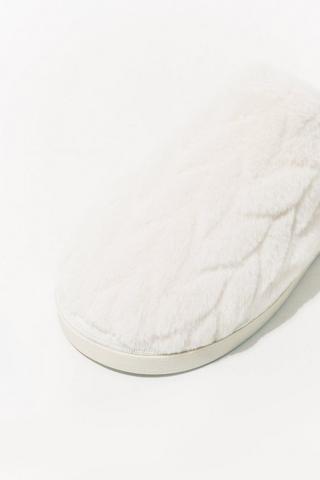 Fluffy Slipper