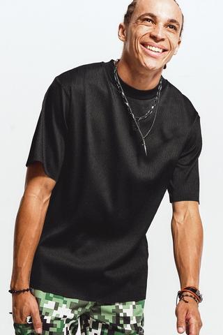 Textured T-shirt