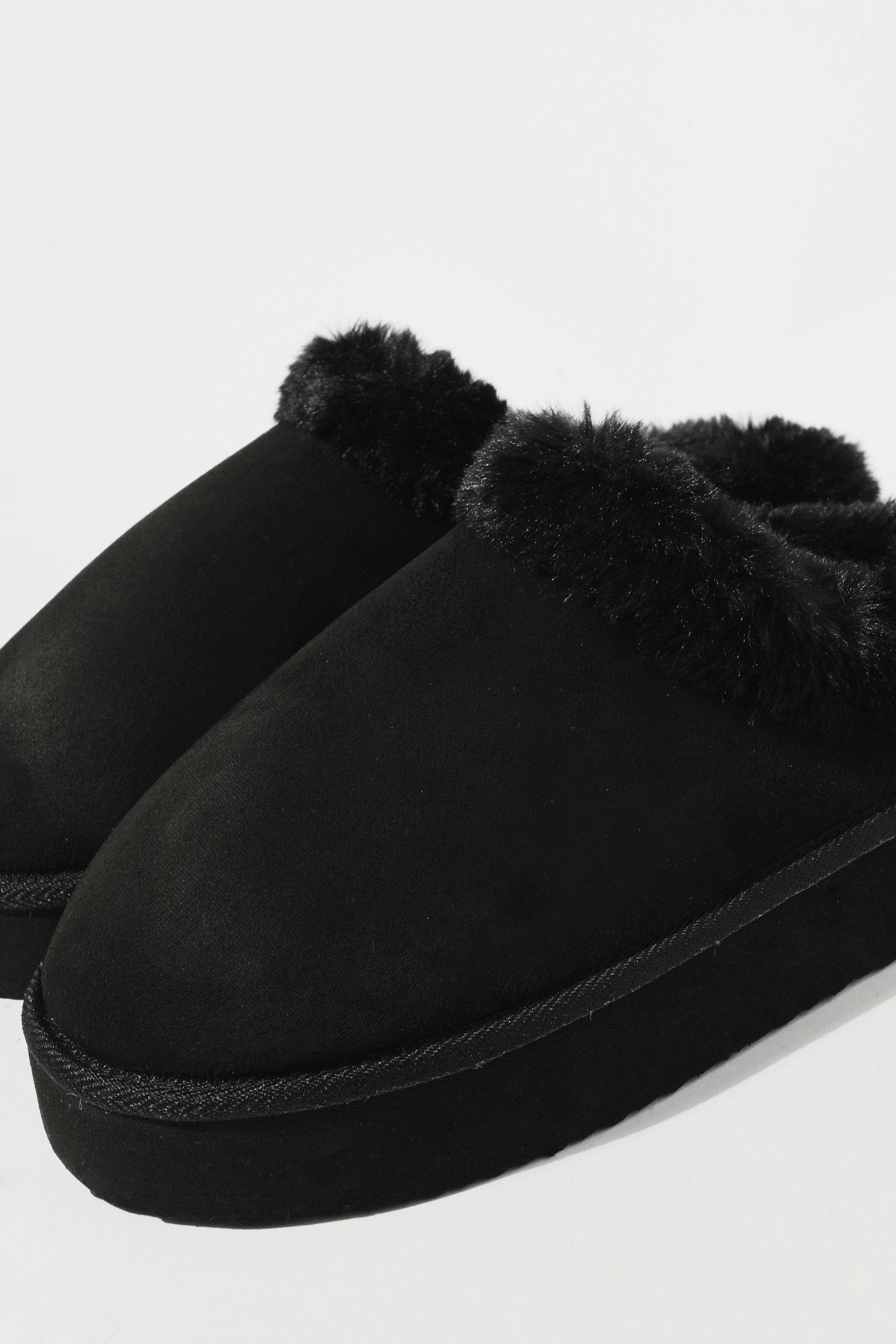 Emoji slippers mr price hot sale