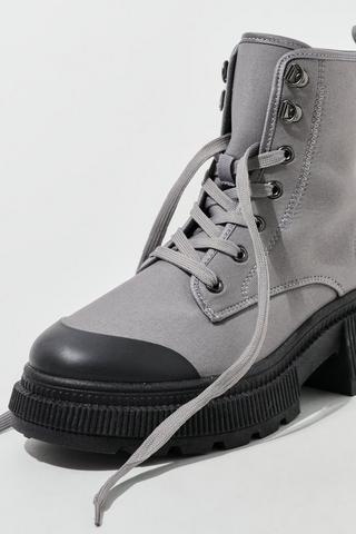 Hiker Boot