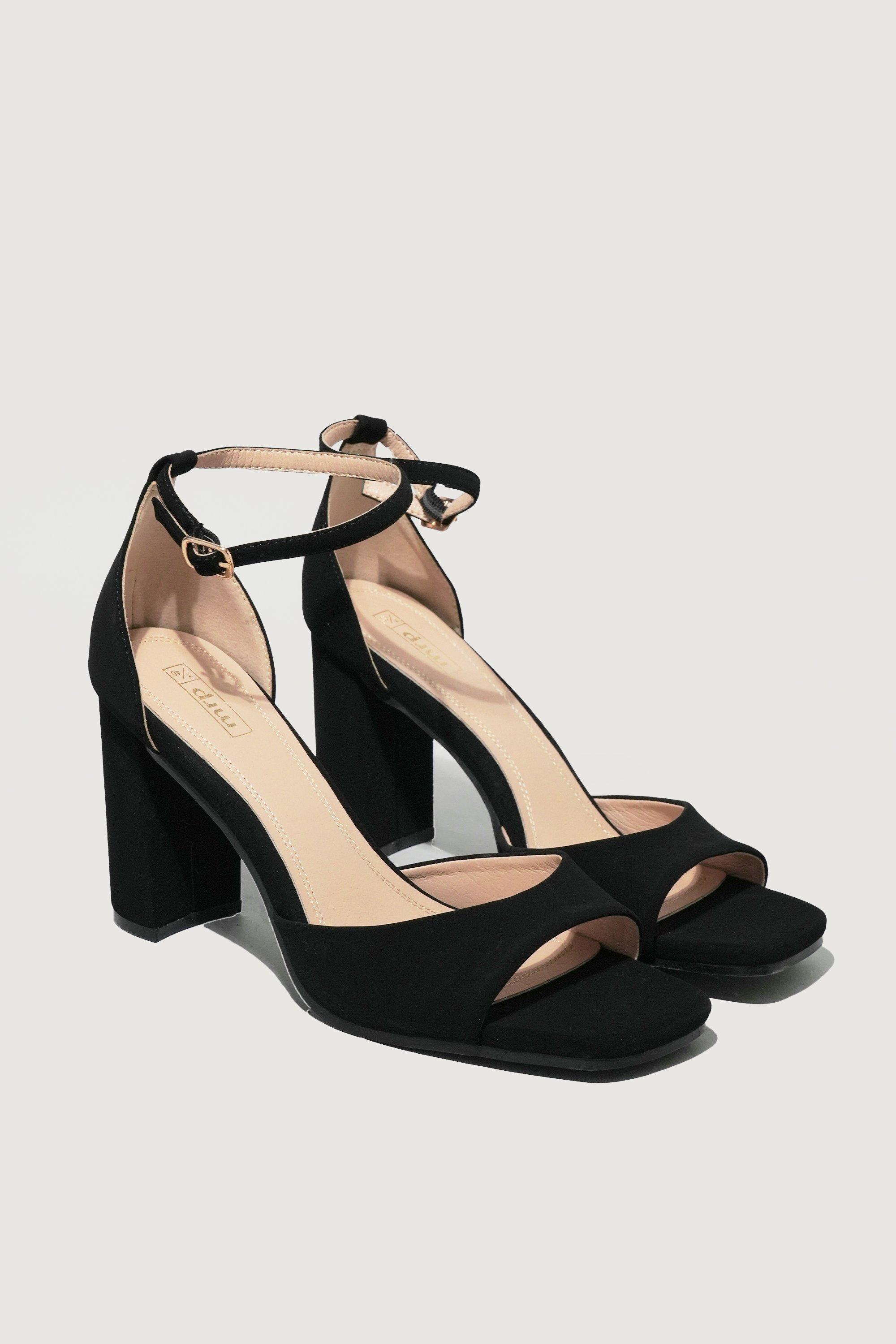 block heel ankle strap closed toe