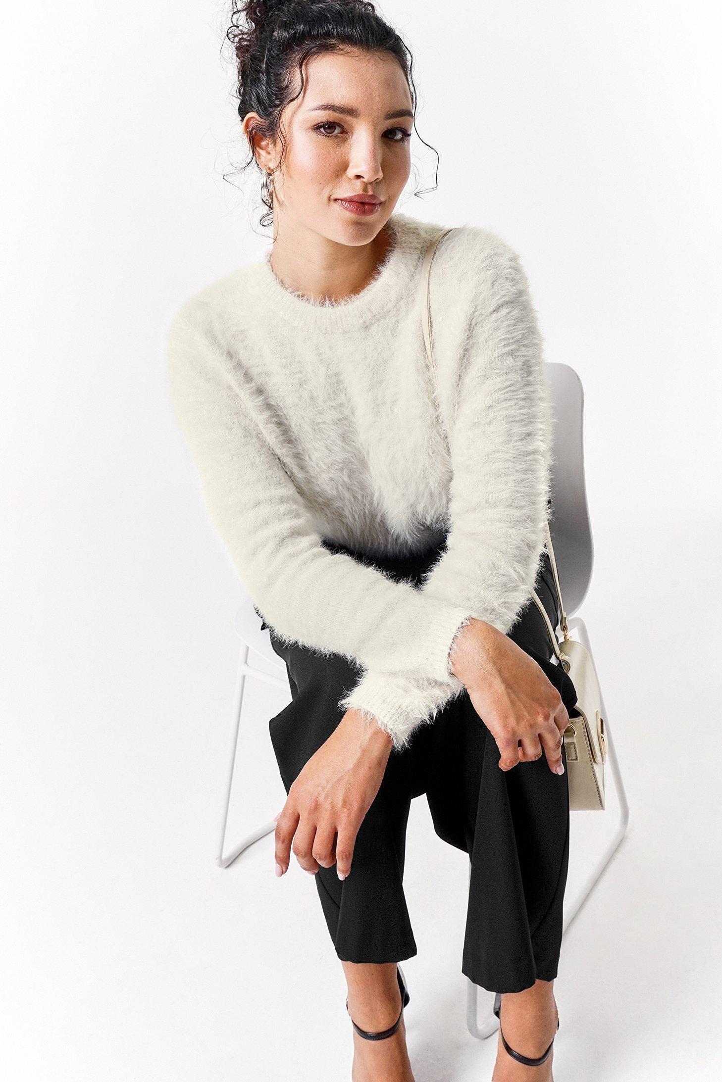 Crew Neck Jacquard Knit CYE0059