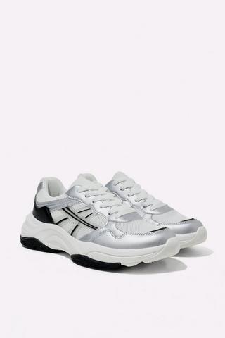Trainer