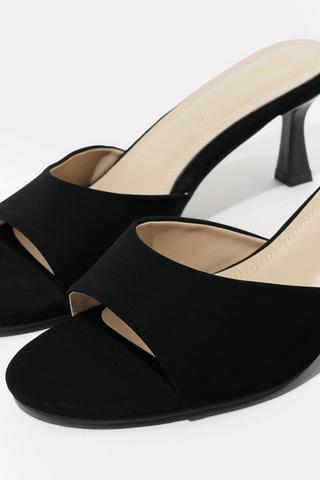 Slip-on Stiletto Heel
