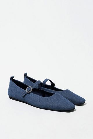 Mary Jane Pump
