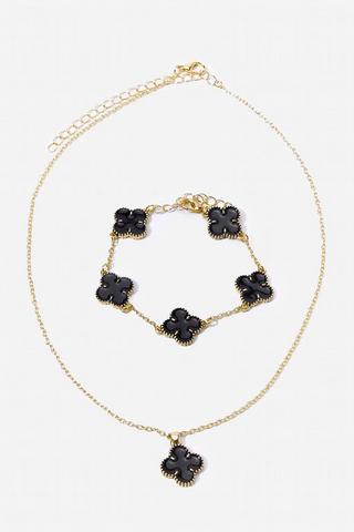 Necklace And Bracelet Set