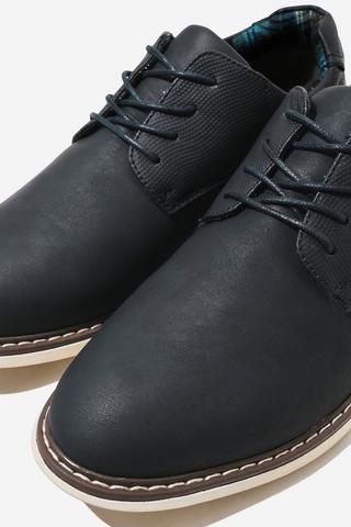 Lace-Up Shoe