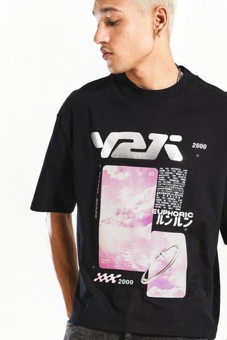 Cropped Graphic T-Shirt