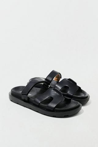 Sandal