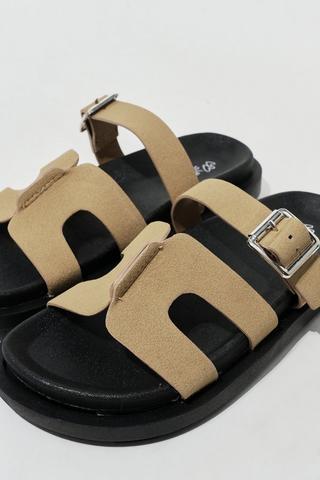 Sandal