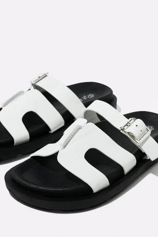 Sandal