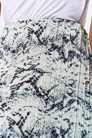 Column Skirt
