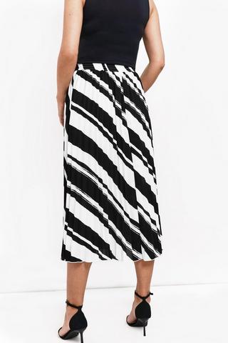 Stripe Pleated Skirt
