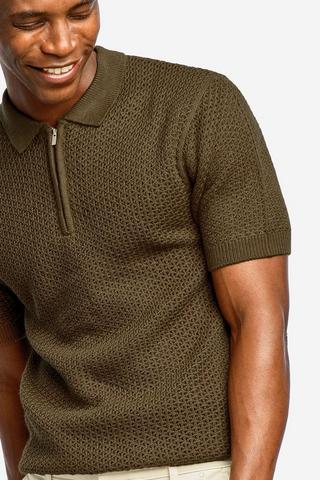 Textured Golfer