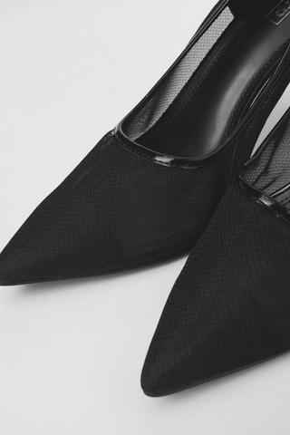 Court Heel