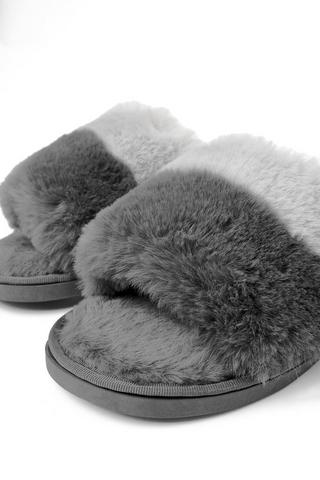 Fluffy Slipper