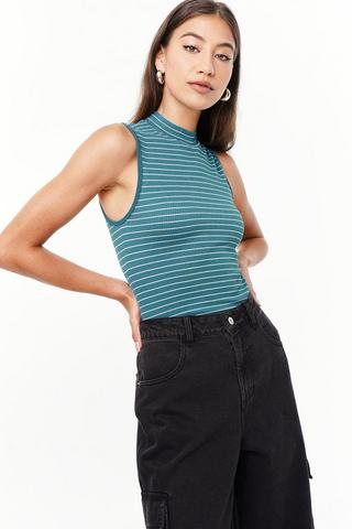 Seamless Stripe Turtle Neck Top