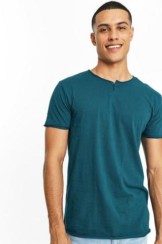 Henley T-Shirt