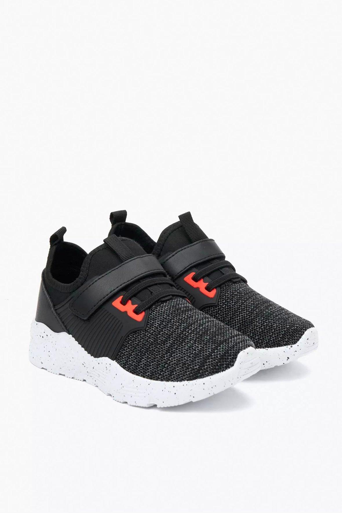 Trainer
