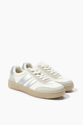 Lace-up Sneaker