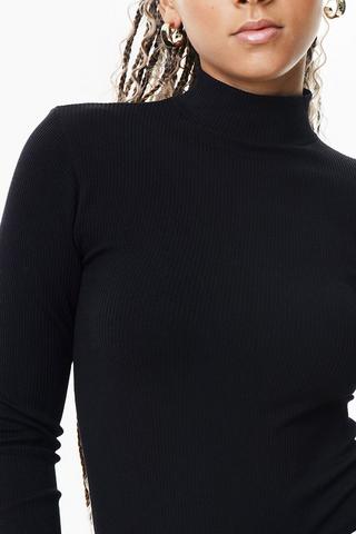 Seamless Long Sleeve Turtle Neck Top