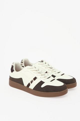 Sneaker