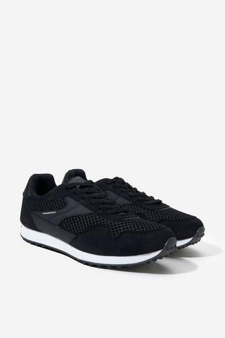 Sneaker