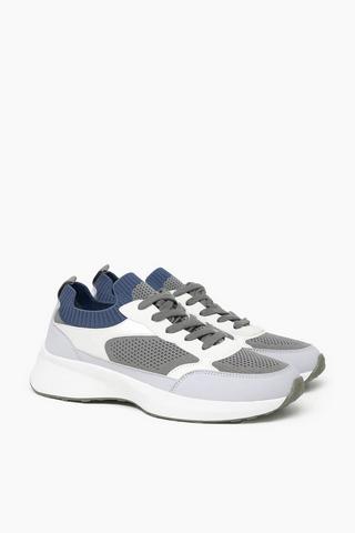 Trainer