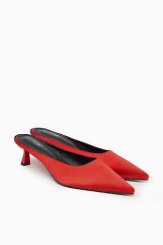 Slip-on Stiletto Heel