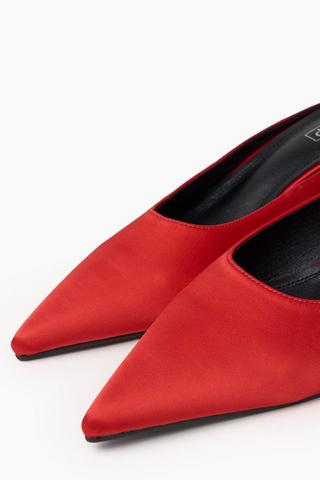 Slip-on Stiletto Heel