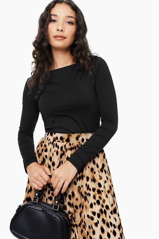 Fitted Boat Neck Top