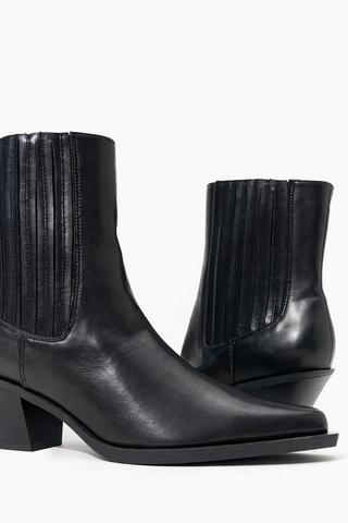 Western Style Boot