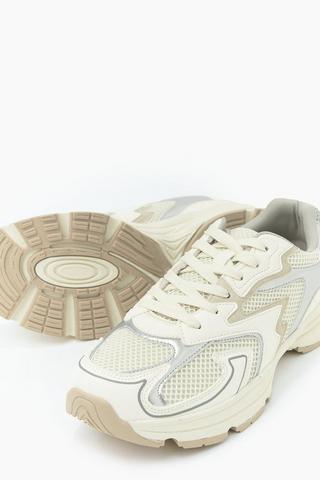 Trainer
