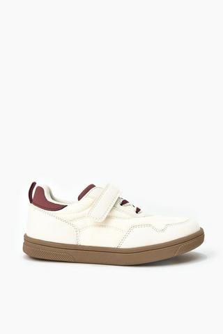 Sneaker
