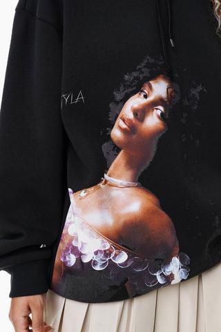 Tyla Oversized Hoodie