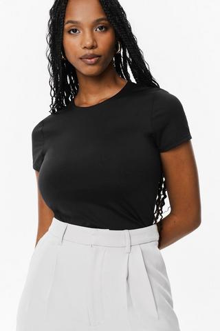 Fitted Short Sleeve Top