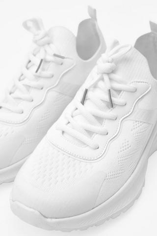 Trainer