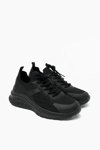 Trainer