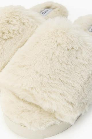 Fluffy Slipper