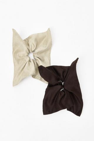 2 Pack Suede Scrunchies