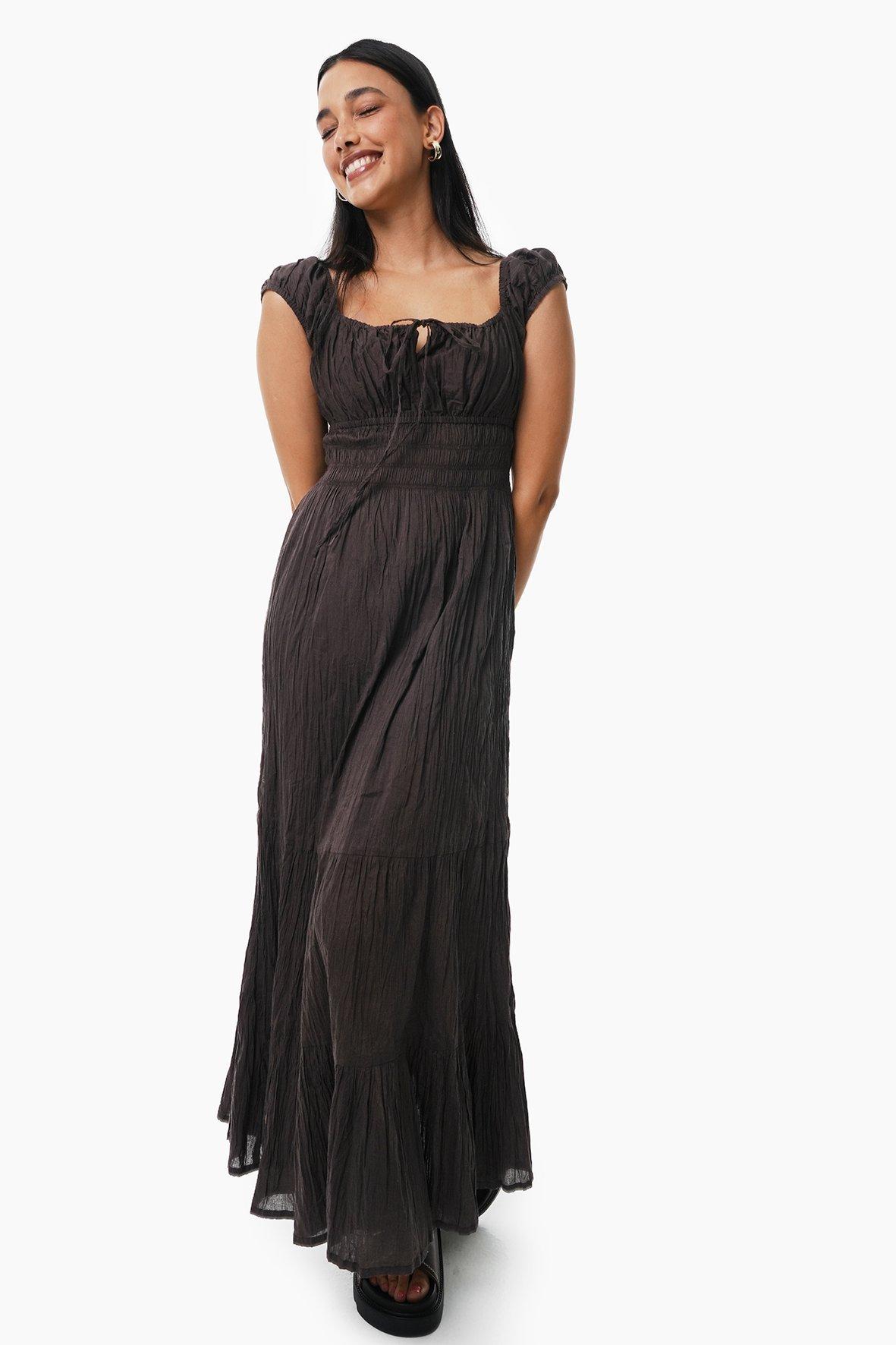 Q25 Fit & Flare Mesh Dress