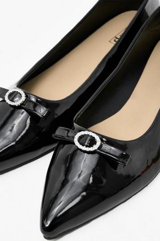 Pointy Pump