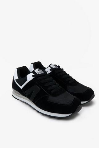 Sneaker