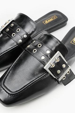 Buckle Strap Square Pump