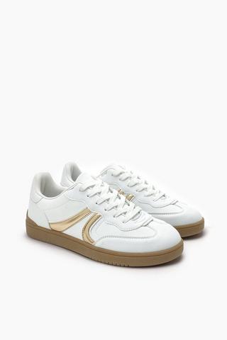 Sneaker
