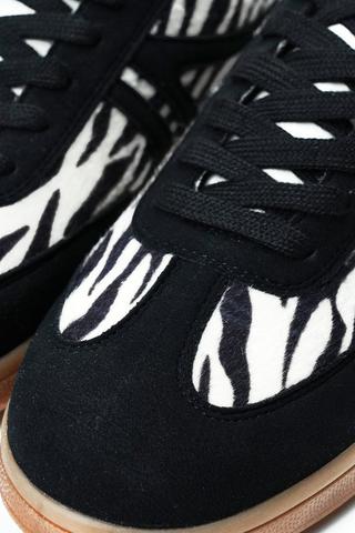 Zebra Sneaker