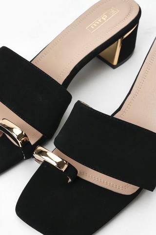 Toe Strap Block Heel