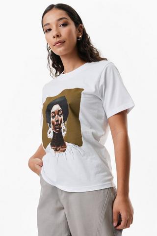 Statement T-Shirt