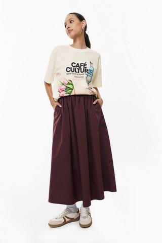 Full Skirt